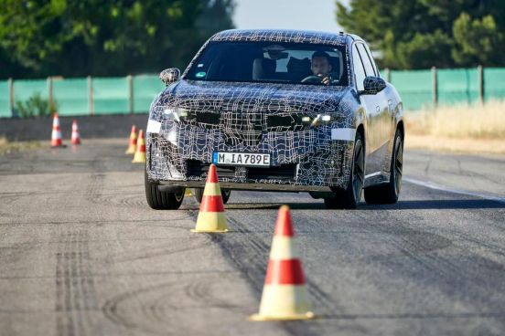重新定义“好开”!首款宝马新世代BMW iX3将改写纯电“驾驶乐趣”-擎动 - 玩转“汽车+”!