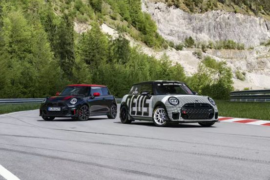全新MINI John Cooper Works再战纽博格林24小时耐力赛并获奖-擎动 - 玩转“汽车+”!