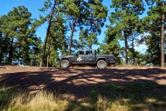 Jeep侏罗纪世界探索版正式发布:牧马人与角斗士联袂登场!-擎动 - 玩转“汽车+”!