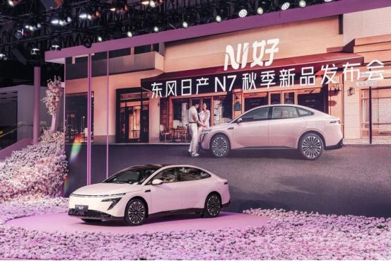 成都车展,变、变、变-擎动 - 玩转“汽车+”!