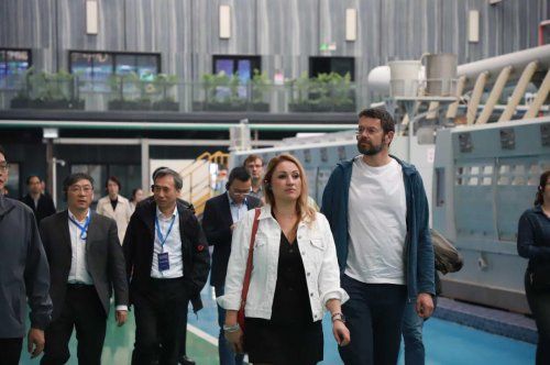 国际陶瓷专家团走进蒙娜丽莎集团，实地感受陶瓷智造绿色变革