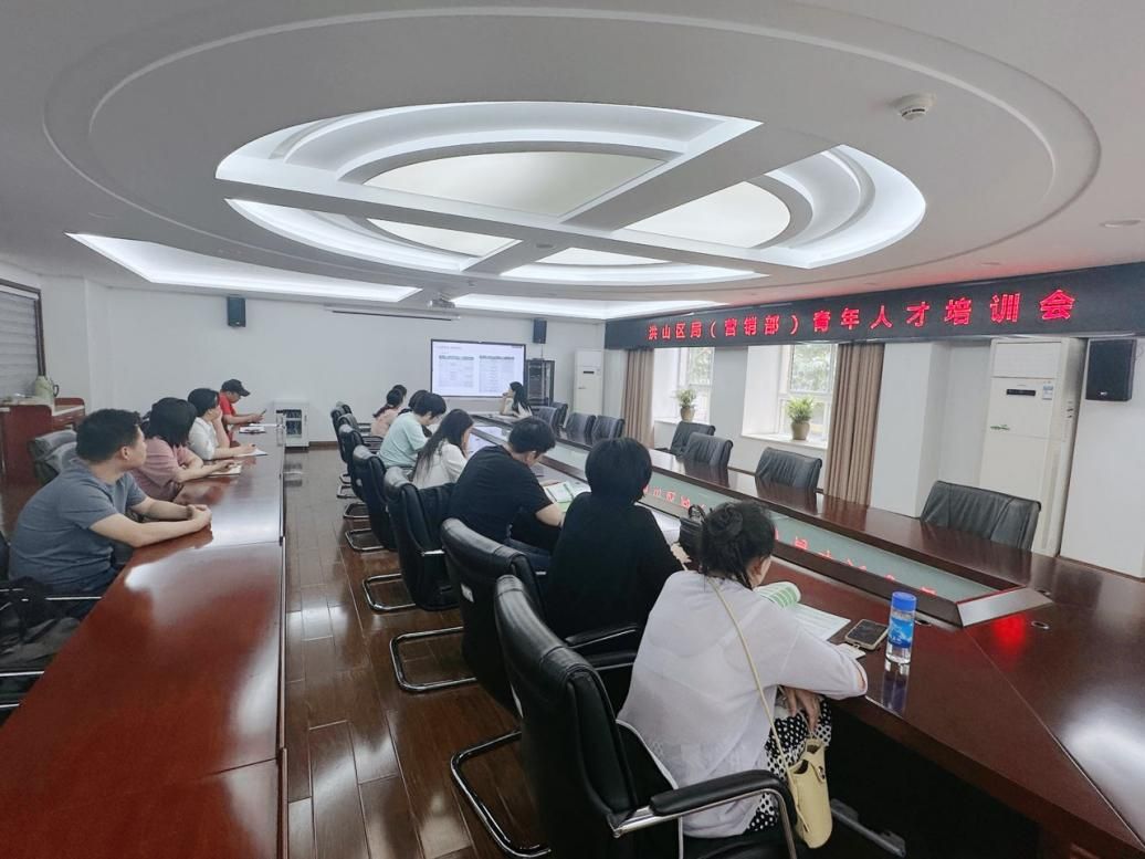 武汉洪山烟草以“能人工作室”锻造高素质技能人才新引擎