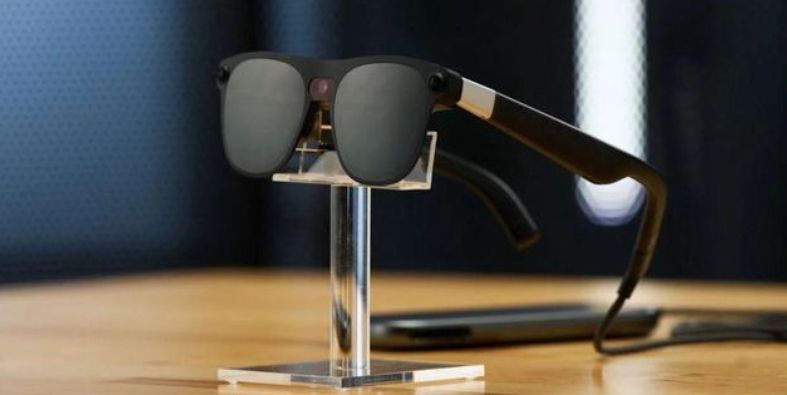 谷歌大会全面革新XR领域布局，微软/微美全息加速AR眼镜协同XR垂直场景深耕