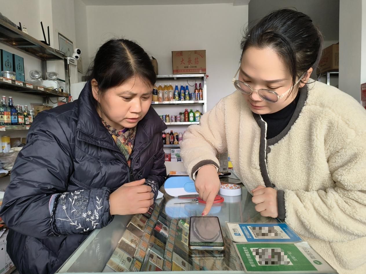 武穴烟草：适老服务点亮小店“夕阳红”