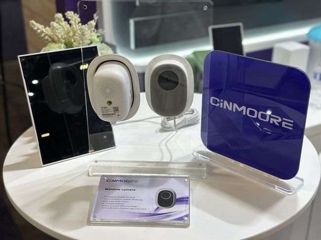 CINMOORE神眸首款窗户摄像头CES全球亮相，全新定义室内外家庭安防