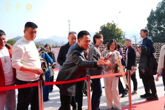 骐骥驰骋・金元共启 第八届丹溪红曲养生文化节暨冬酿大典于义乌赤岸圆满举办