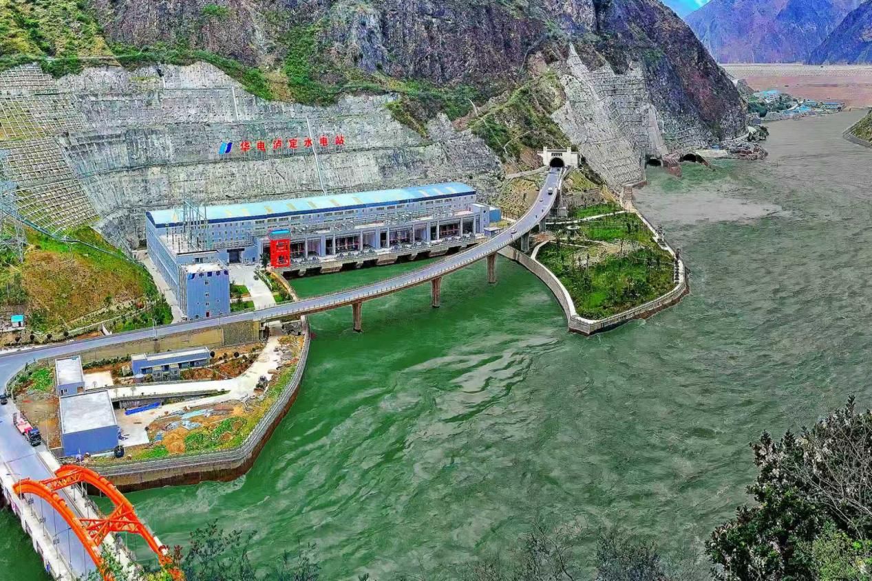 建设世界一流综合能源企业  华电国际摘“金紫荆”重磅奖项