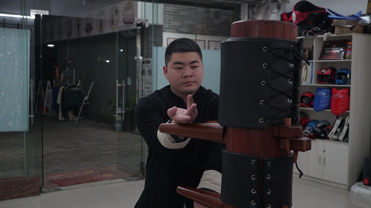 解教头咏春拳传承人解树林以武术外交推动文化交流，体育产业融入国家发展大局